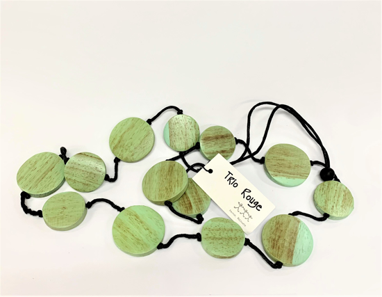 Picture of TRIO ROUGE NECKLACE DISC GREEN